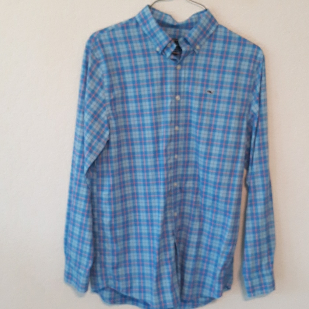 Vineyard vines performance whale shirt